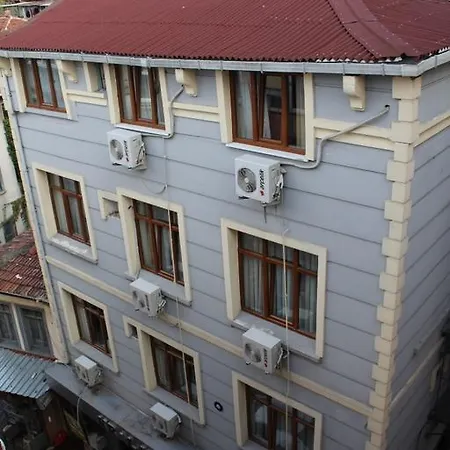 Hotel apartamentowy Kral Mert 3*