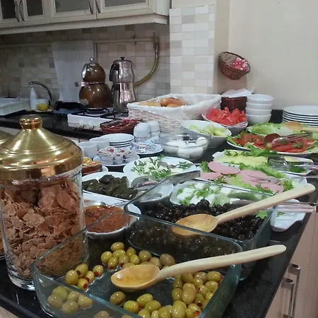Kral Mert Hotel apartamentowy 3*