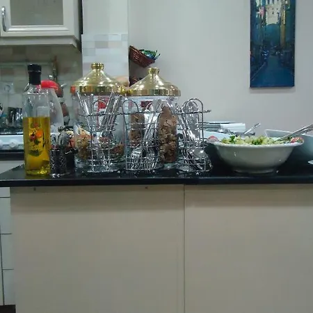 Kral Mert Hotel apartamentowy Stambuł